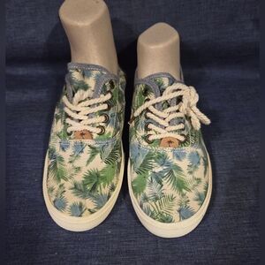 Margaritaville Seafoam Fabric Upper Size 9